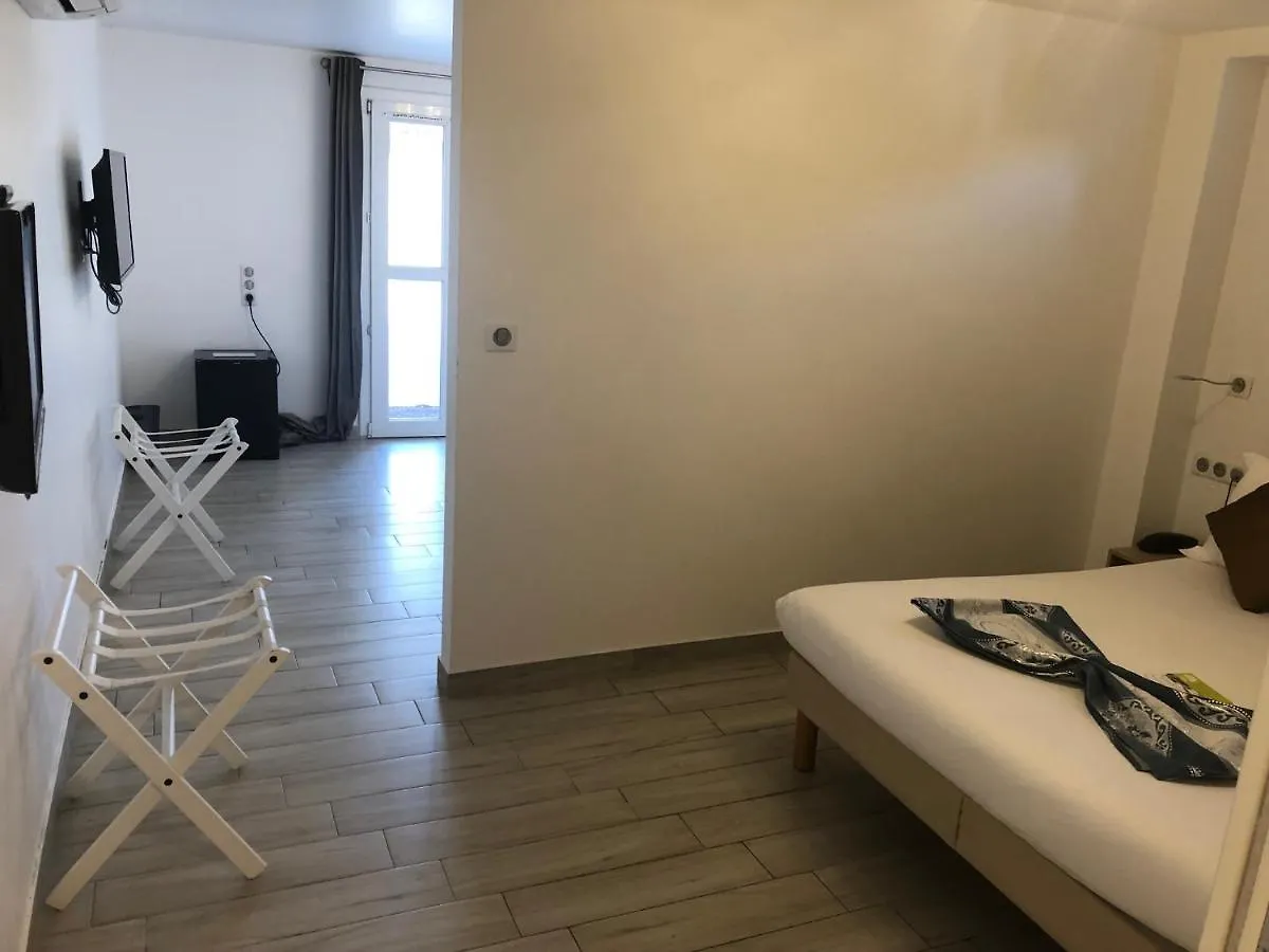*** Hotel Hôtel Le Vanillé Cagnes-sur-Mer France
